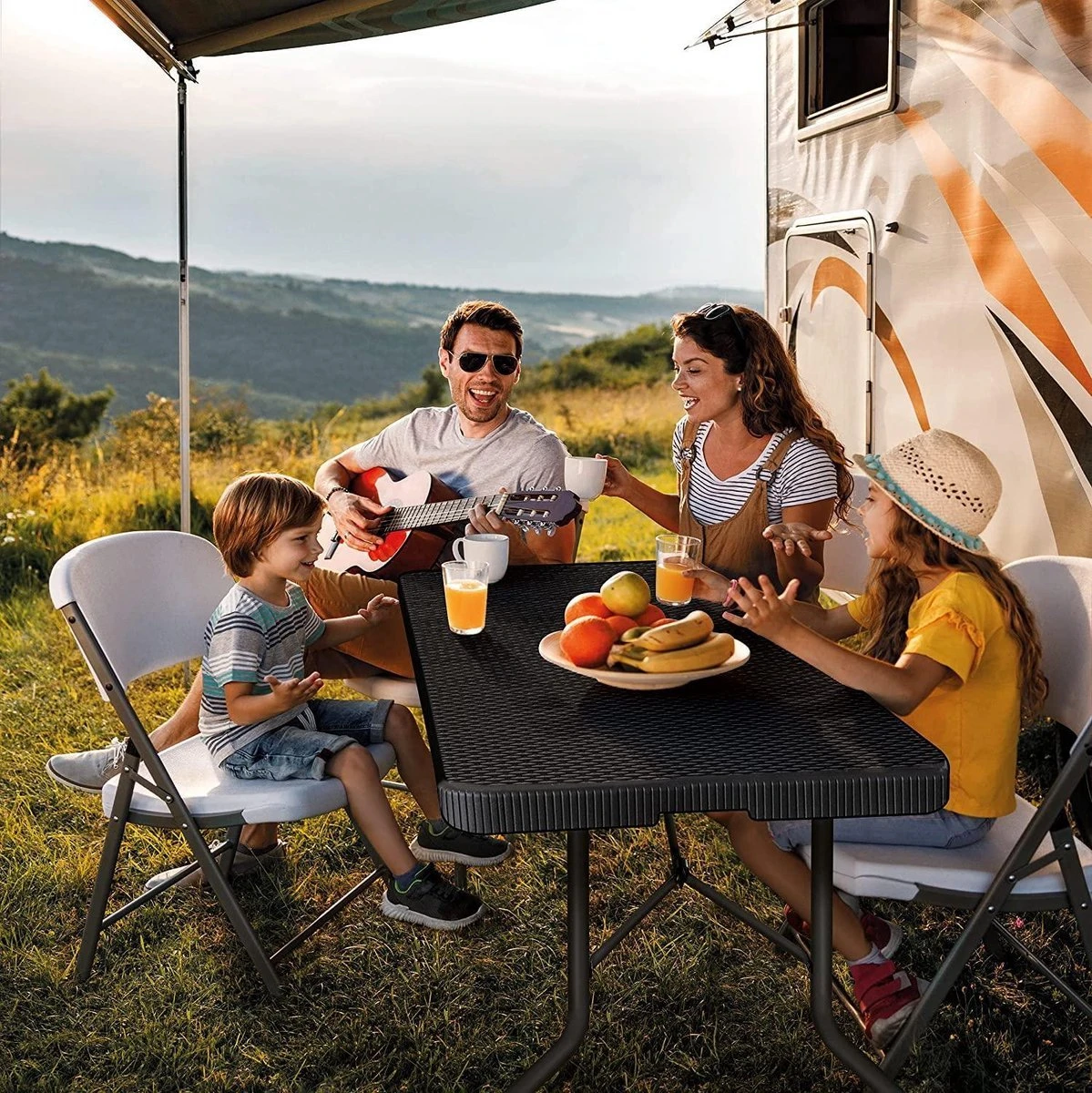 Lenx Klaptafel - Inklapbare Tafel - Opvouwbare Tuintafel - Vouwtafel - Inclusief Handvat En 2 Tafelkleden - 180x75x74cm - 6 Tot 8 Personen - Image 8