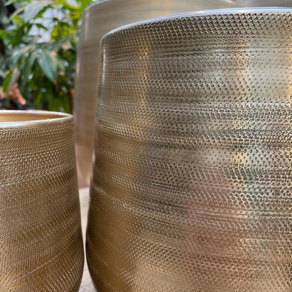 Merkloos Karakter Pot Alu Neo Gold ø40x40cm