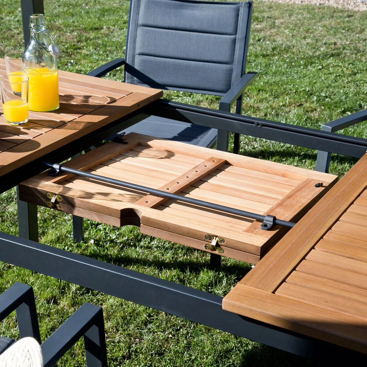 NATERIAL - Uitschuifbare Tuintafel ORIS - Uitschuifbare Tafel Voor 6 Tot 8 Personen - 180-240x100 Cm - Aluminium - Hout Eucalyptus - Image 6