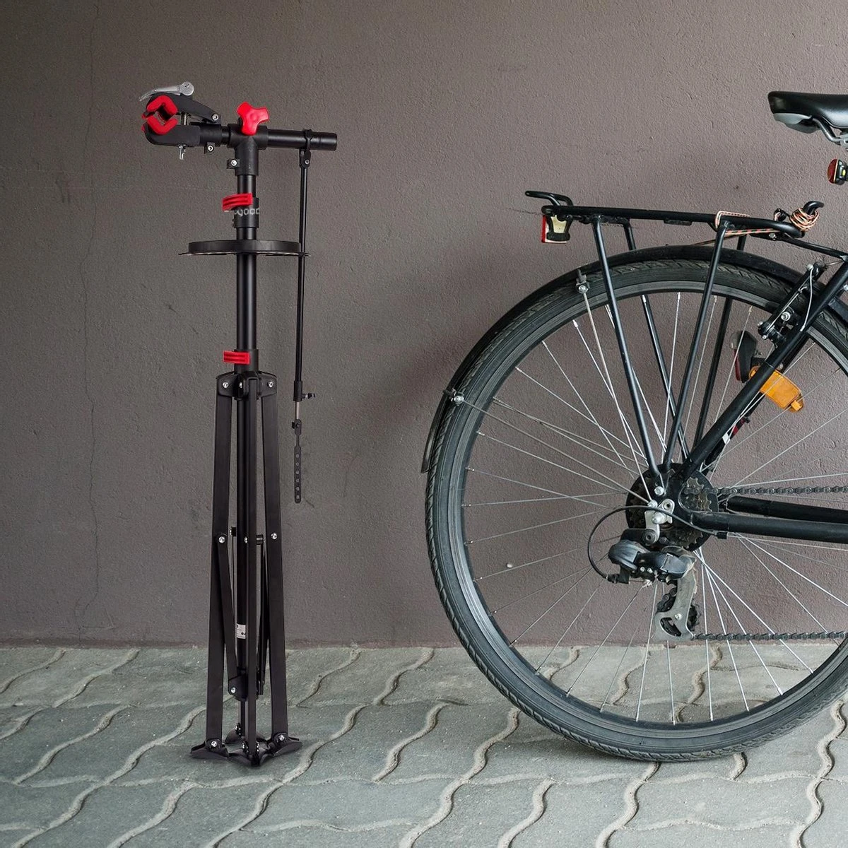 LifeGoods Fiets Montagestandaard - Fietsreparatie Racefiets / MTB - Incl. Stuurhouder - Zwart/Rood - Image 9