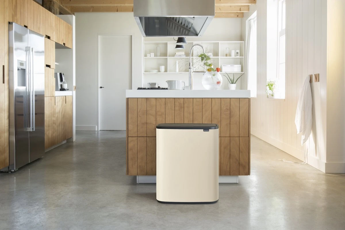 Brabantia Bo Touch Bin Prullenbak - 2 X 30 L - Soft Beige - Image 5