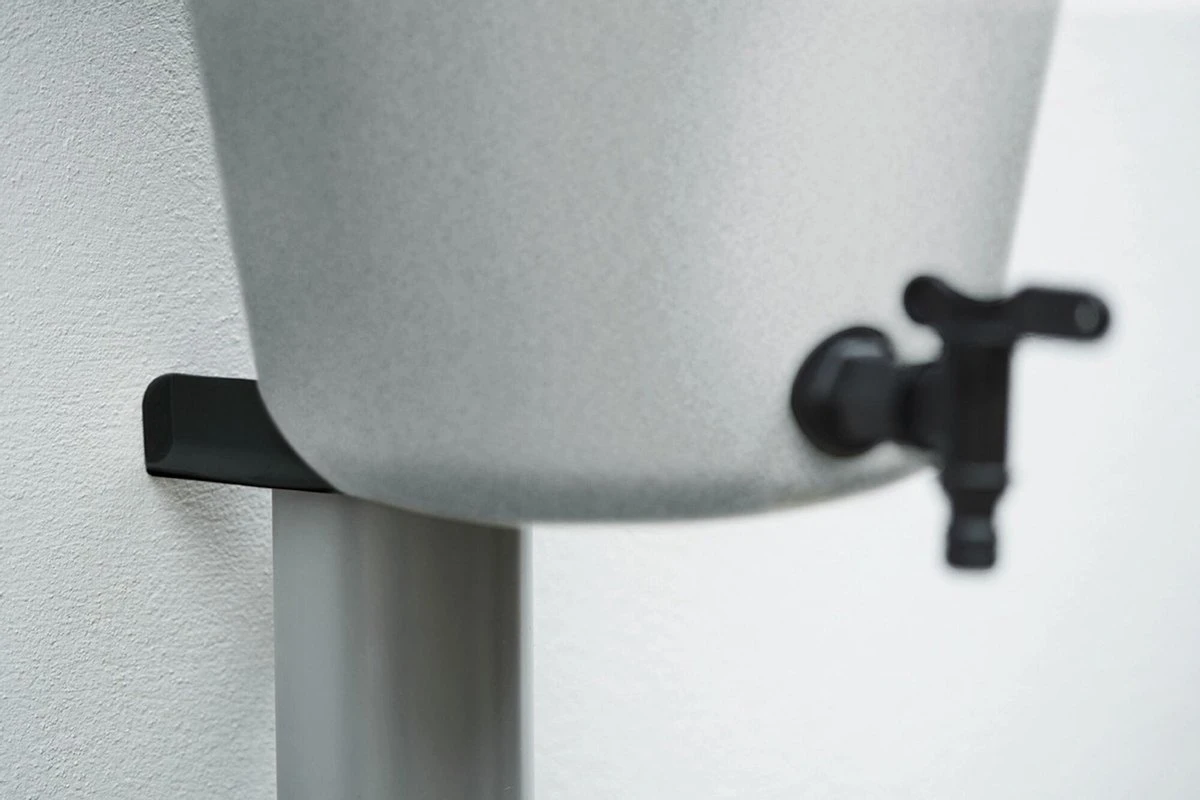 Elho Green Basics Rain Catcher 33 - Regenton Voor Balkonbuiten - Ø 33.5 X H 73.5 Cm - Grijs/Living Concrete - Image 4