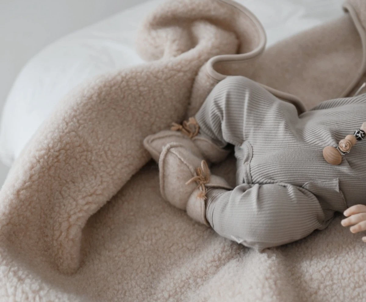 WOLLIES Amsterdam Ledikant Deken - Amandel - Merino Wol - 95 X 135 Cm - Image 5